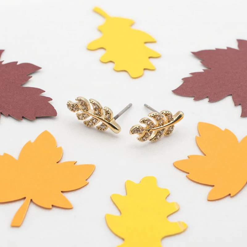 ΣΚΟΥΛΑΡΙΚΙΑ EAR SENSE CZ 225B (GOLD CZ TINY LEAF POST EARRING)